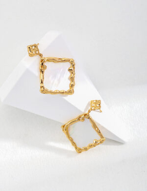 Lava Shell Earrings