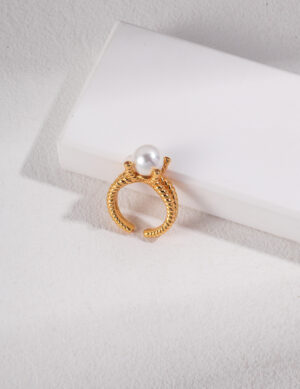 Vibrant Vine Ring - Retro gold color