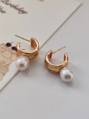 Shell Glow Earrings