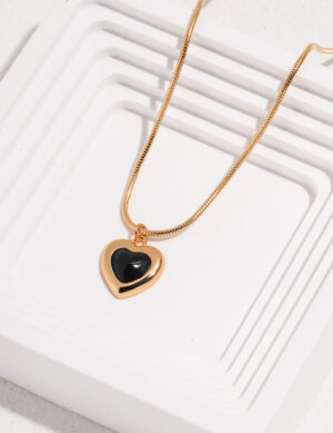 Passionate Heart Necklace - Retro gold color