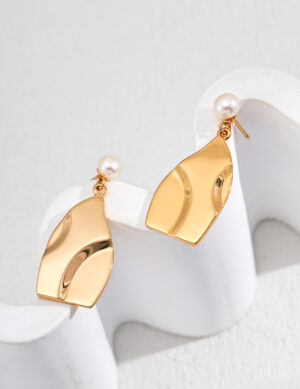 Vase Elegance Earrings