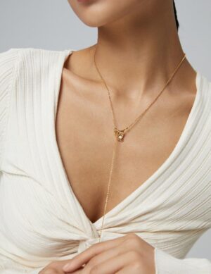 Noble Ginkgo Leaf Necklace