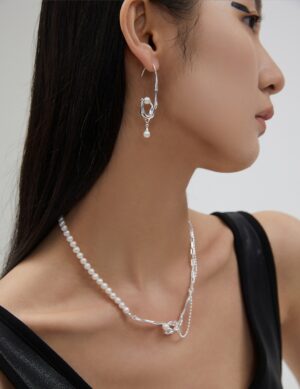 Hope Cradle Earring - White gold color